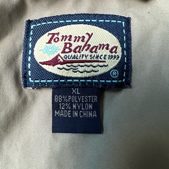 Tommy Bahama men short sleeve coat - Picture 10 of 11